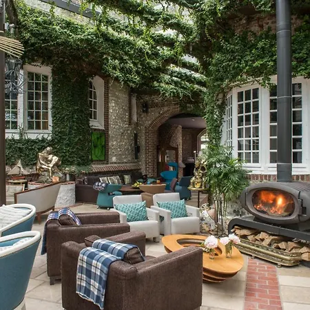 Domaine Saint Clair - Le Donjon 4*