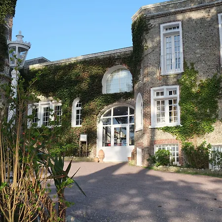 فندق Domaine Saint Clair - Le Donjon 4*