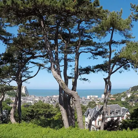 Domaine Saint Clair - Le Donjon Otel 4*