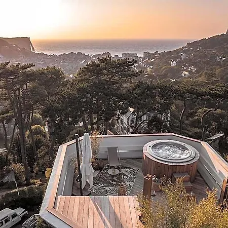 Domaine Saint Clair - Le Donjon 4* Ετρετά