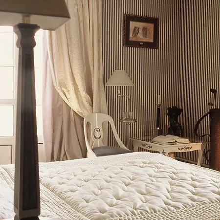 מלון Domaine Saint Clair - Le Donjon 4*