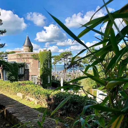 Domaine Saint Clair - Le Donjon 4*