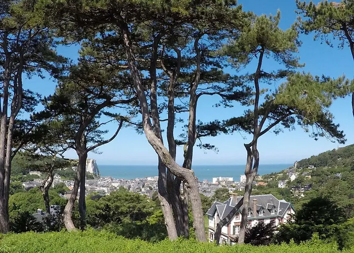 Domaine Saint Clair - Le Donjon Hotel 4*