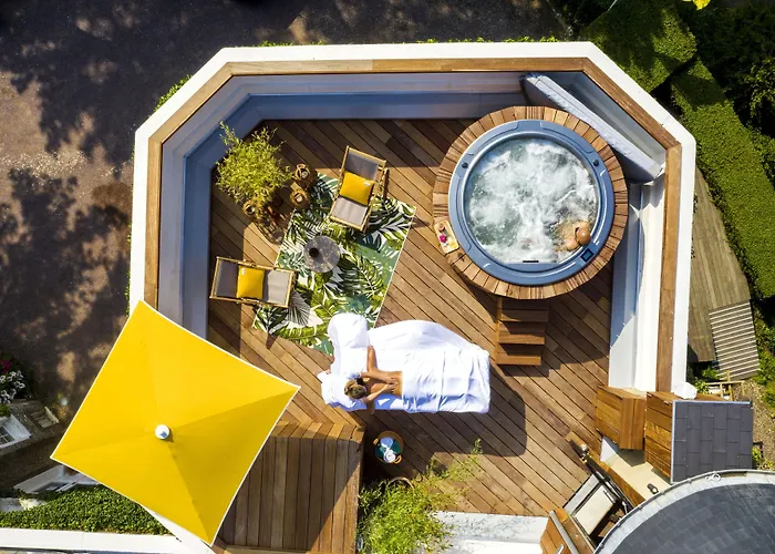 Hotel Domaine Saint Clair - Le Donjon 4*